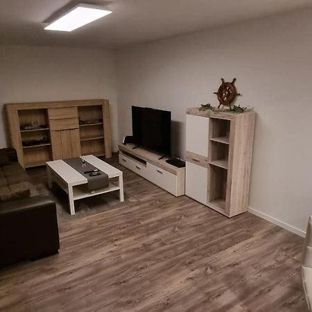 3 Zimmer Ferienwohnung In Jever Kültér fotó