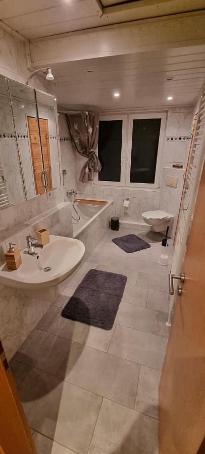 3 Zimmer Ferienwohnung In Jever Kültér fotó