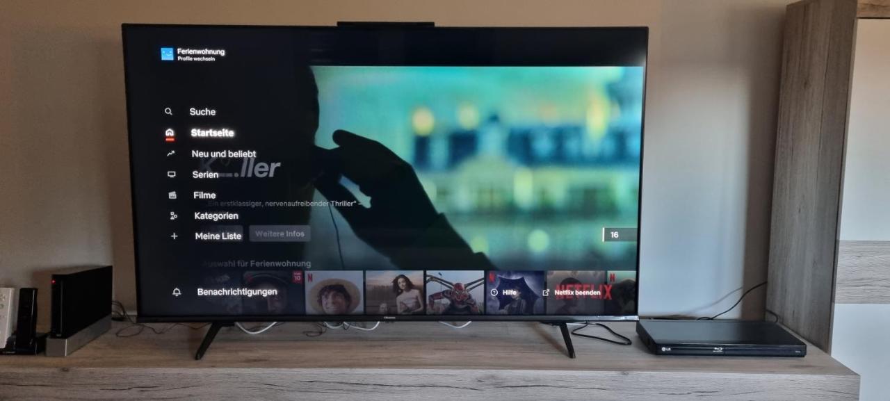 3 Zimmer Ferienwohnung In Jever Kültér fotó