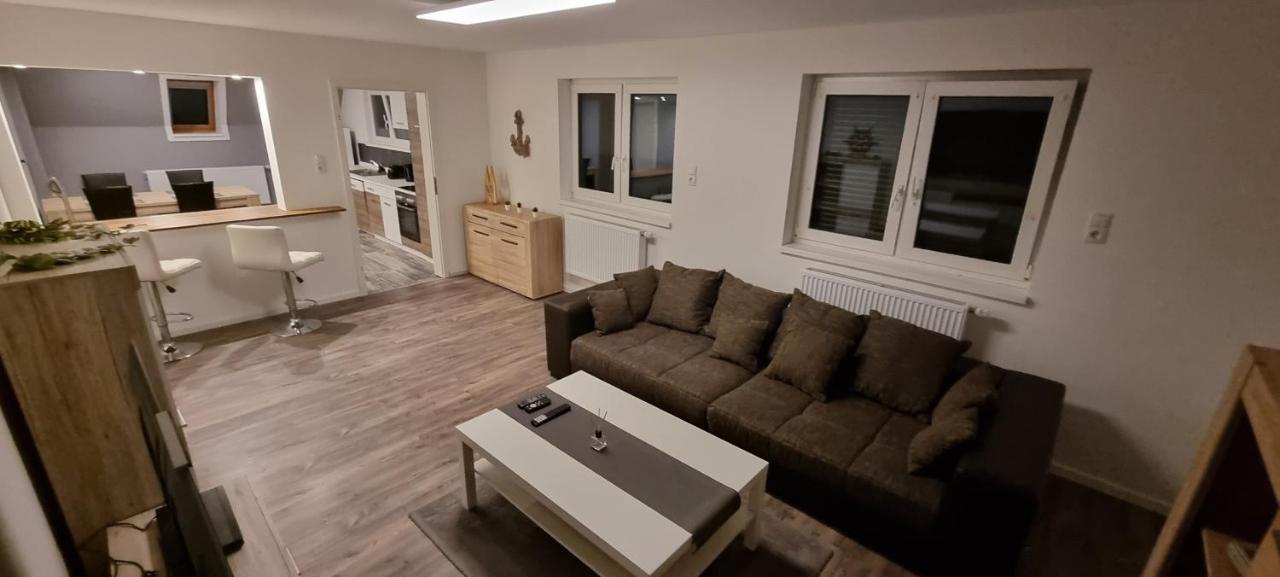3 Zimmer Ferienwohnung In Jever Kültér fotó